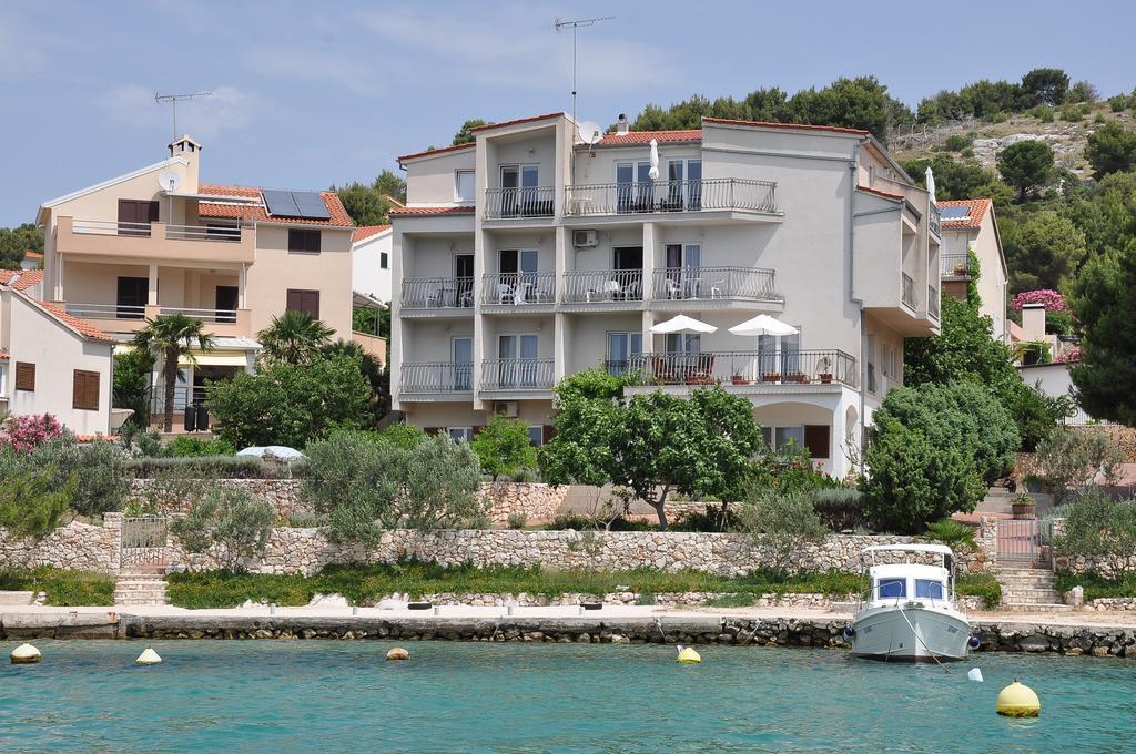Apartments Pralija Mile Žaborić Kültér fotó